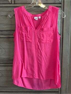 GAP Bright Pink Sleeveless V-Neck Pocket Camisole